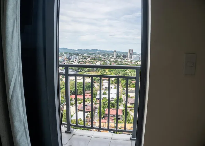 Lilos Cradle Grand Residences Apartment *