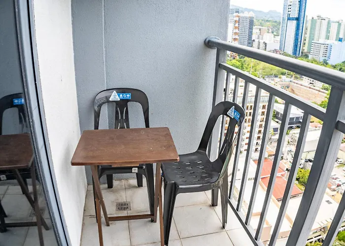 Apartment Lilos Cradle Grand Residences *